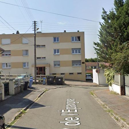 Apt Evreux 900M De La Gare 외부 사진