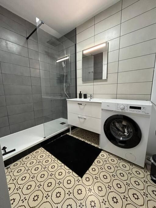 Apt Evreux 900M De La Gare 외부 사진